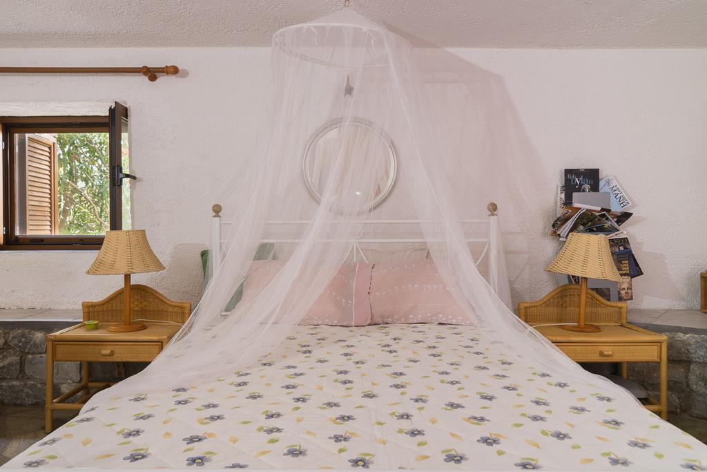 Elise Cottage Vathí Chambre photo